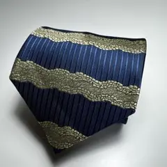 【おまとめご購入で2割引中】 ネイビーと金色のストライプネクタイ