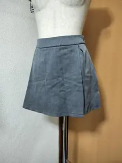 かわいい　リゼクシー　グレー　ラップスカート風パンツ 　ショートパンツ