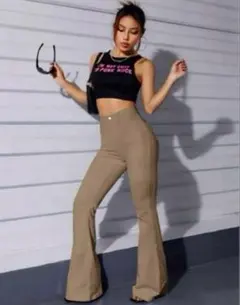 未使用　SHEIN フレアパンツ　チノベージュ　ストレッチあり　Lサイズ