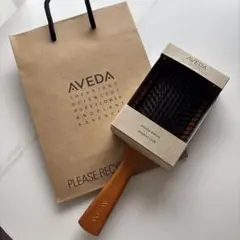 【新品未開封/紙袋付き】AVEDA パドルブラシ 木製 大のサムネイル