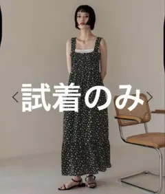 ローリーズファーム　シャーリングワンピース　花柄