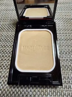 MAQuillAGE パウダーファンデーション オークル10