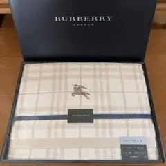 【新品未使用】BURBERRY ノバチェック柄 ハーフケット 140x90cm