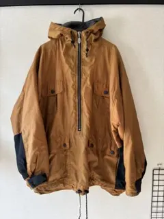 アノラックパーカー　ベージュ　ウェア