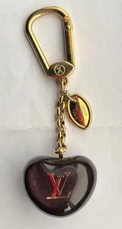 Item thumbnail for item 360b662b-1cff-4ec7-8c2c-63f3c02d21b5