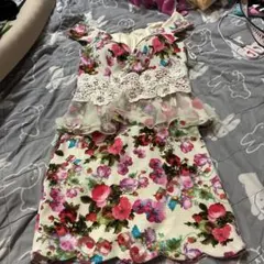 Andy花柄 ビジュー装飾 ミニドレス