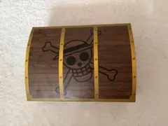 ワンピース　いろはす　メダルセット