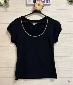BURBERRY LONDON 半袖パフスリーブTシャツ Mサイズのサムネイル