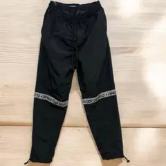 ナイロンパンツ