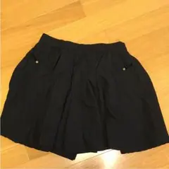 膝丈ふんわり  フレアパンツのサムネイル
