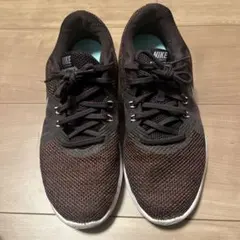 ナイキ　ランニングシューズ