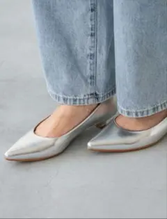 走れるパンプス　シルバー3センチヒール