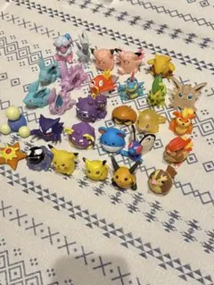 【ポケモンキッズ】初期 ソフビ指人形 25体セット ポケモンキッズ】初期 ソフビ指人形 25体セット - メルカリ