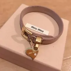 miu miu パープルレザーブレスレットのサムネイル