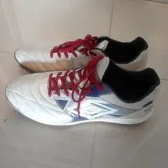 UMBRO100周年アクセレイター |TR|WIDE|100YE 28.5cm