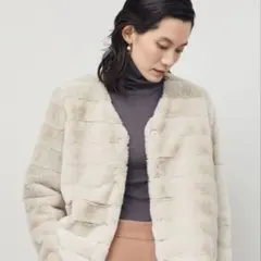 2025年最新】SOÉJU 毛皮・ファーコートの人気アイテム - メルカリ