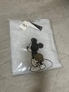 パブリュクス　新品未開封ミッキーマウス トレーナー グレー