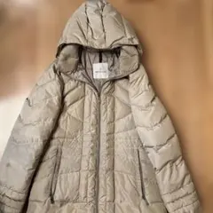MONCLER フード付きダウンコート　ベージュ