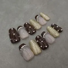 ガーリーネイル　ドットネイル　フレンチ　ネイルチップ