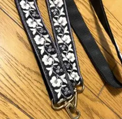 Item thumbnail for item d2b2d44d-41b6-4cc1-94b1-59e09662b881