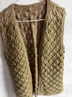 ノースリーブニットベスト！