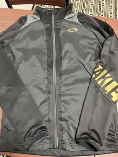 2026年最新】oakley ウィンドブレーカーの人気アイテム - メルカリ