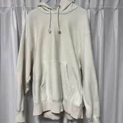 GU ベージュ　フード付きパーカー Lサイズ