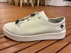 DESCENTE スニーカー ホワイト ドローコードのサムネイル