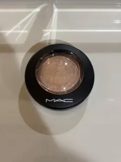 MAC ハイライト、単色アイシャドウ 8点セット