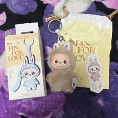 the monsters pin for love b