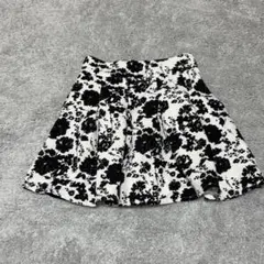 OLIVE des OLIVE 花柄 ミニフリルボリュームフレアスカート