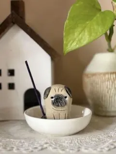 パグのお香立て♡