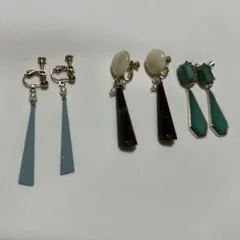多様なデザインのイヤリングセット