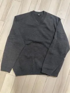ユニクロC リラックスVネックセーター　Lサイズ