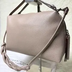美品　ジャンニキャリーニ　アリファM　ショルダーバッグ 2way ライトピンク
