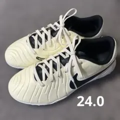 ナイキ ジュニアサッカートレーニングシューズ 24.0
