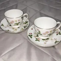 WEDGWOOD　カップアンドソーサー　2個セット　ワイルドストロベリー