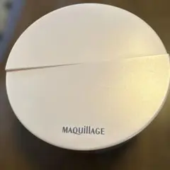 マキアージュ　ドラマティックエッセンスヴェール　ルースパウダー　シアーラベンダー