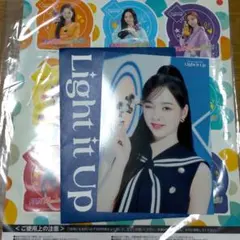 NiziU Light it Up ラントレセット 2025年最新】niziuラントレ light it upの人気アイテム - メルカリ