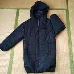 黒 フード付きダウンコート