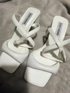 STEVE MADDEN ヒールのサムネイル