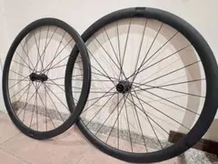 【走行3km】 CRD351 35mm カーボンホイール DT Swissのサムネイル