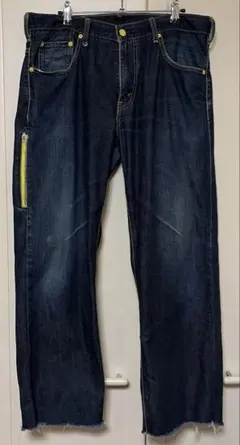 Item thumbnail for item f1969e8e-7788-4da7-afcd-59b05d9d024c