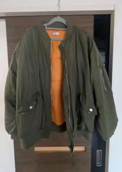 しまむらLax Dan Tia オリーブグリーン MA-1ジャケット