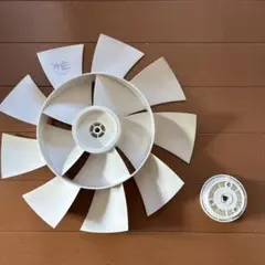 バルミューダ扇風機　羽のサムネイル