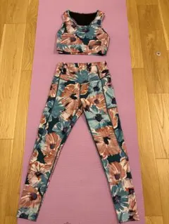 Linda Works ヨガウェア セットアップ 花柄 Mサイズ Linda Works ヨガウェア セットアップ 花柄 Mサイズ - メルカリ