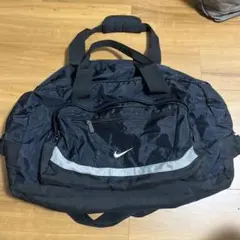 90s NIKE ボストンバッグ 刺繍タグのサムネイル