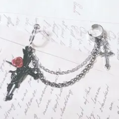Black赤薔薇の杭十字 イヤーカフ ダミピ 穴不要y2k