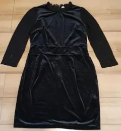 【美品】黒ベルベット調　袖レース　タイトワンピース