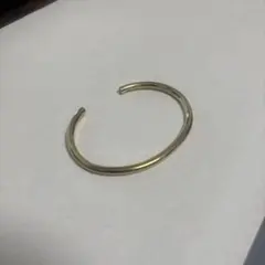 FEELCYCLE フィールサイクル　バングル　ブレスレット　ゴールド　goldのサムネイル